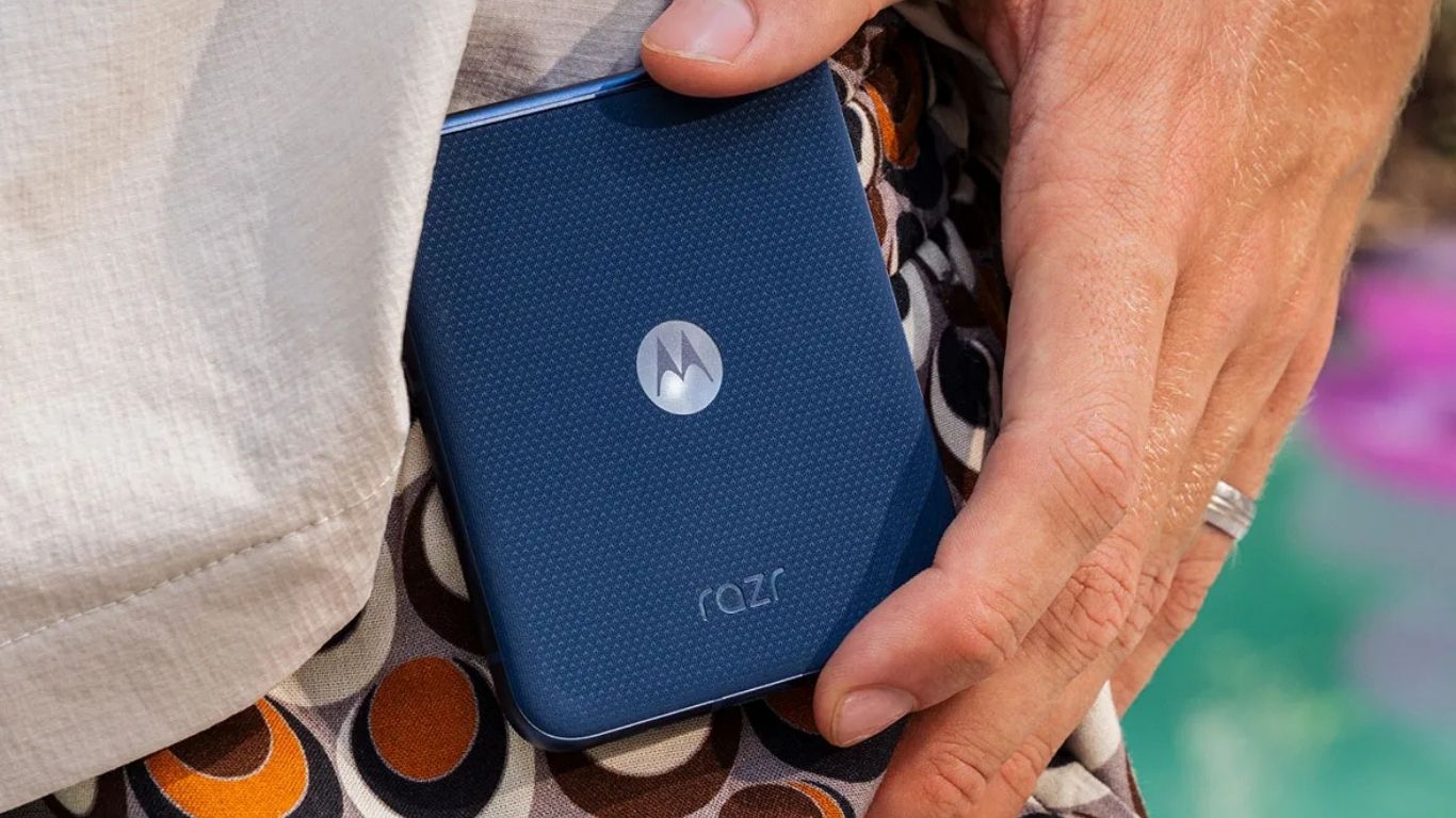 MOTOROLA Razr 60 Flip